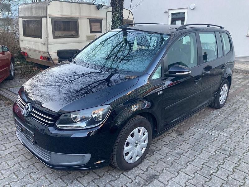 Gebraucht VW Touran 105 PS (77 kW) 2011 Schwarz Van / Kleinbus