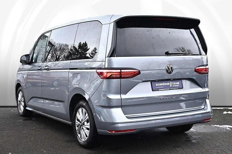 Gebraucht VW Multivan Style 150 PS (110 kW) 2021 Monosilber metallic Van