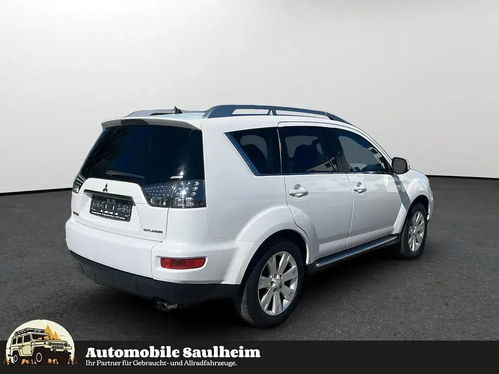 Gebraucht Mitsubishi Outlander Instyle 156 PS (114 kW) 2010 Weiß SUV