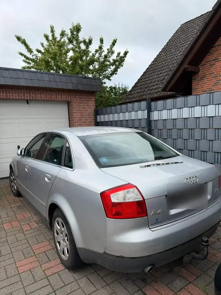 Gebraucht Audi A4 131 PS (96 kW) 2002 Limousine