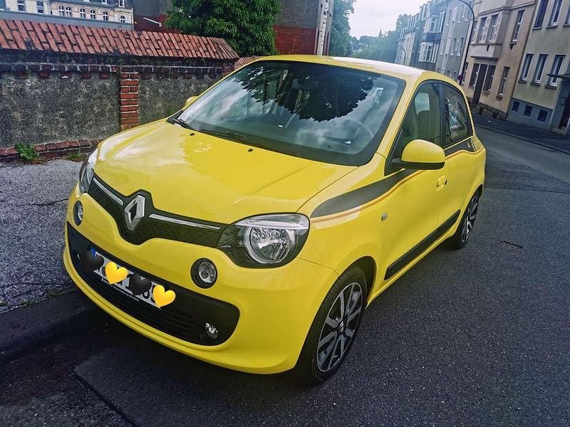 Gelb Gebraucht 2015 Renault Twingo Dynamique Kleinwagen | 6.500 € (Fairer Preis) - Bild 1/3
