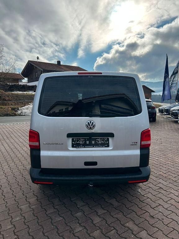 Gebraucht VW Caravelle 179 PS (131 kW) 2015 Silber Van / Kleinbus