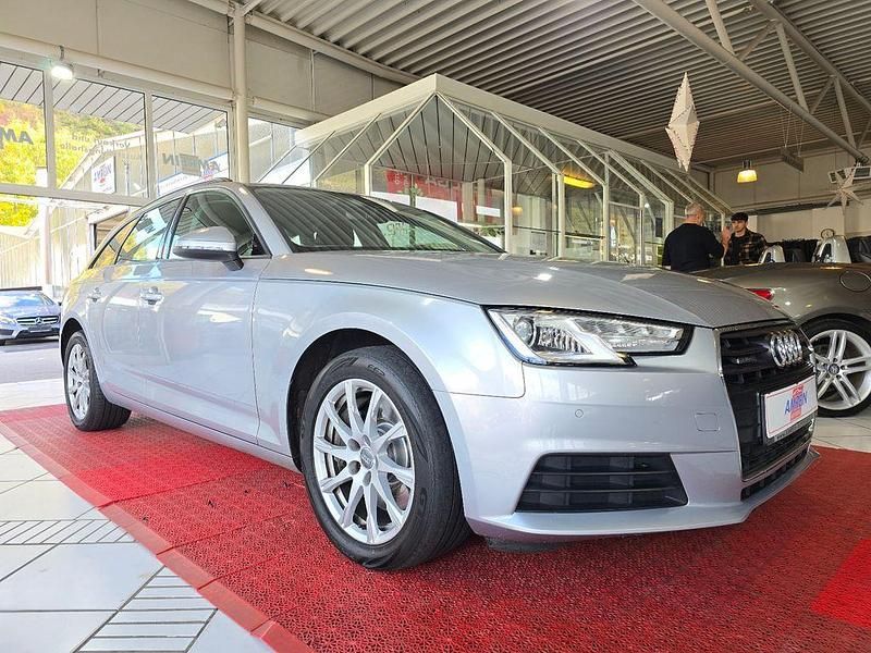 Silber Gebraucht 2016 Audi A4 Kombi | 15.300 € (Guter Preis) - Bild 1/4