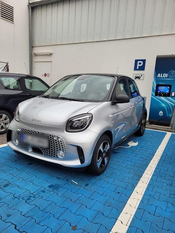Gebraucht Smart ForFour Electric Drive 95 kW (130 PS) 2021 Silber Kleinwagen
