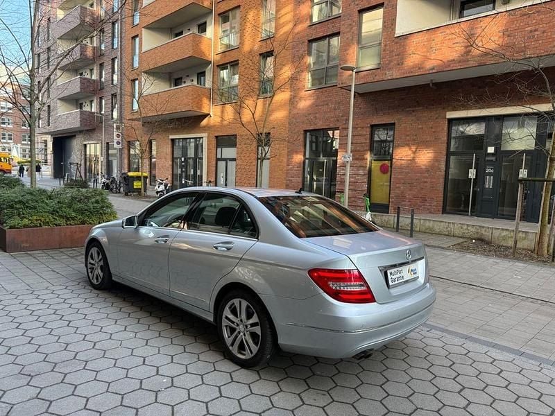Gebraucht Mercedes C180 Avantgarde 156 PS (114 kW) 2013 Silber Limousine
