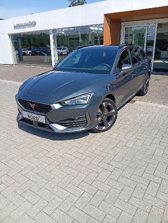 Grau Gebraucht 2022 Cupra Leon Limousine | 23.950 € (Guter Preis) - Bild 1/4