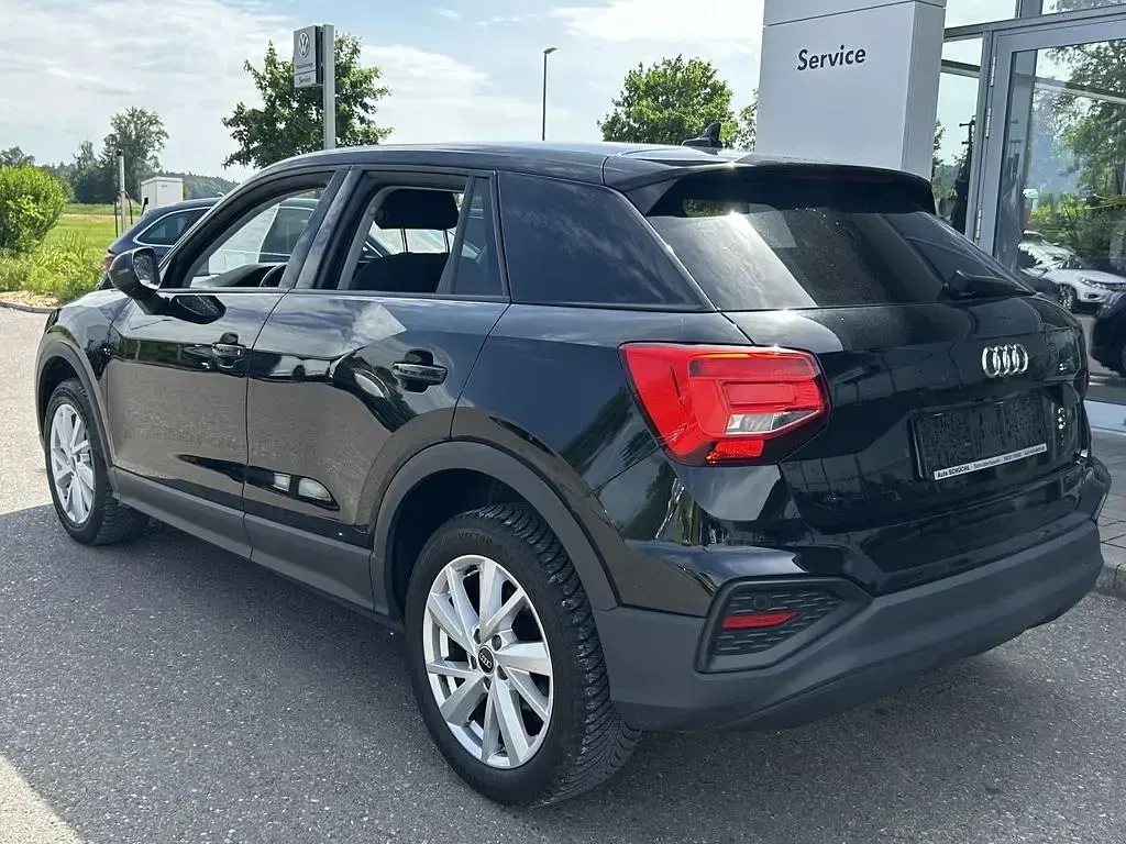 Gebraucht Audi Q2 150 PS (110 kW) 2022 Schwarz SUV