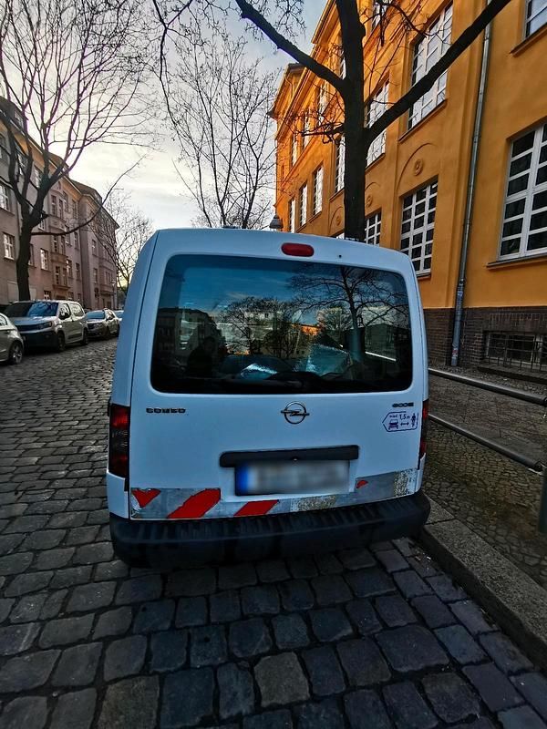 Gebraucht Opel Combo 100 PS (73 kW) 2008 Weiß Van / Kleinbus