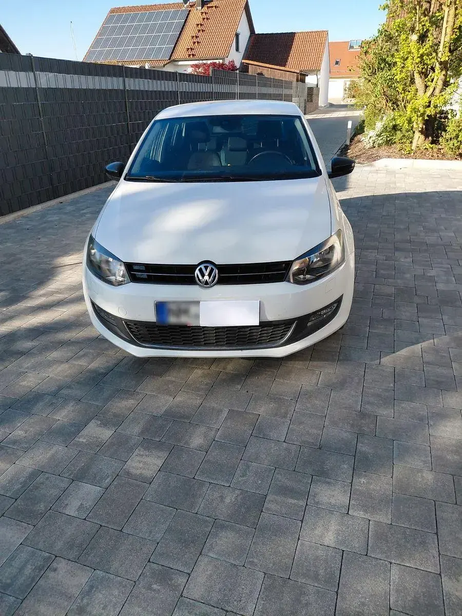 Second-hand VW Polo Match 86 CP (63 kW) 2012 Alb Hatchback