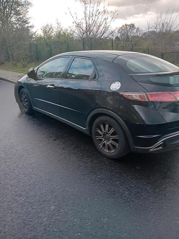 Gebraucht Honda Civic 99 PS (72 kW) 2011 Schwarz Limousine