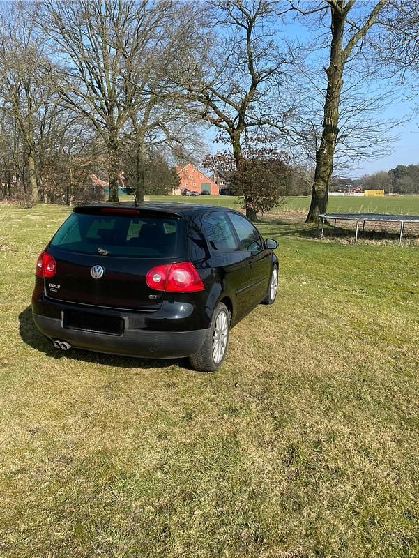 Używany VW Golf GTD 170 KM (125 kW) 2006 Czarny Coupe