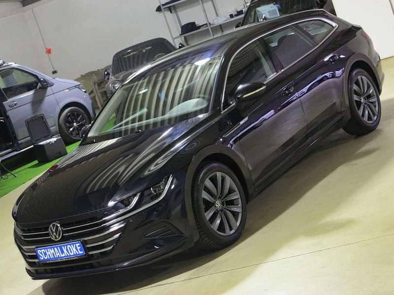 Gebraucht VW Arteon 150 PS (110 kW) 2023 Deep black pearlescent Kombi