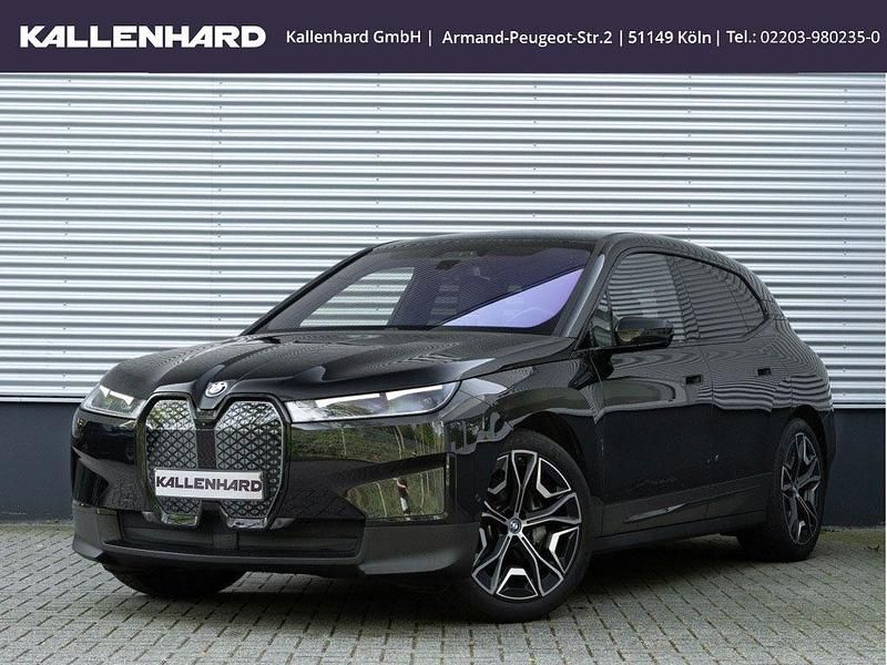 Schwarz Gebraucht 2021 BMW iX SUV | 39.875 € (Fairer Preis) - Bild 1/4
