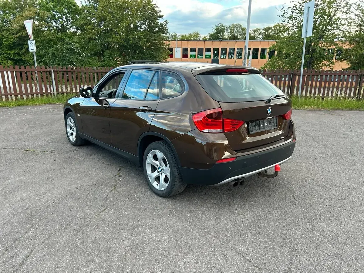 Gebraucht BMW X1 184 PS (135 kW) 2012 Braun SUV