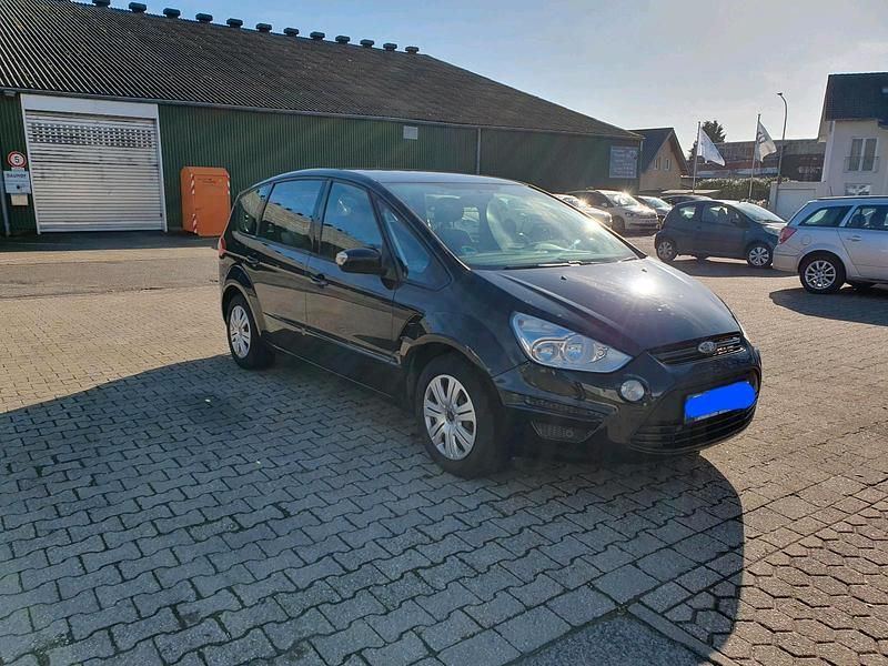 Gebraucht Ford S-MAX S 140 PS (102 kW) 2010 Schwarz Van / Kleinbus