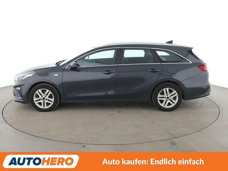 Gebraucht Kia Ceed Vision 140 PS (102 kW) 2019 Grau Kleinwagen