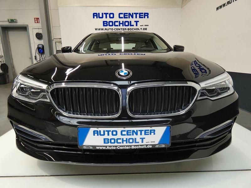 Używany BMW 530e iPerformance 252 KM (185 kW) 2019 Czarny Sedan/Limuzyna