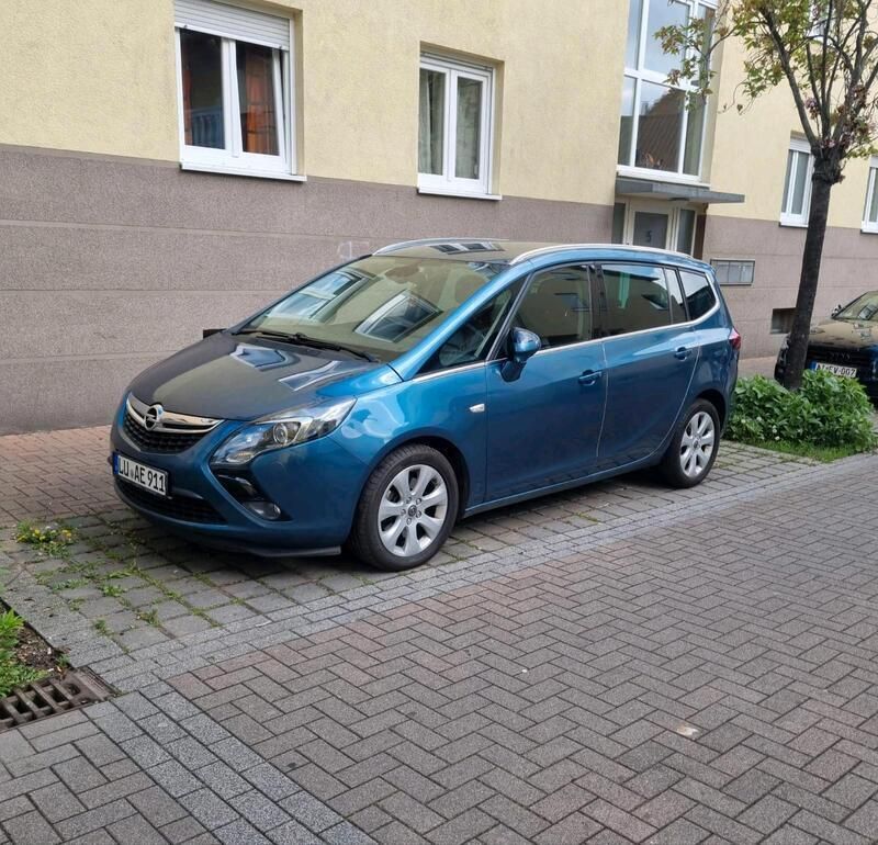 Blau Gebraucht 2014 Opel Zafira Van / Kleinbus | 7.700 € (Fairer Preis) - Bild 1/4