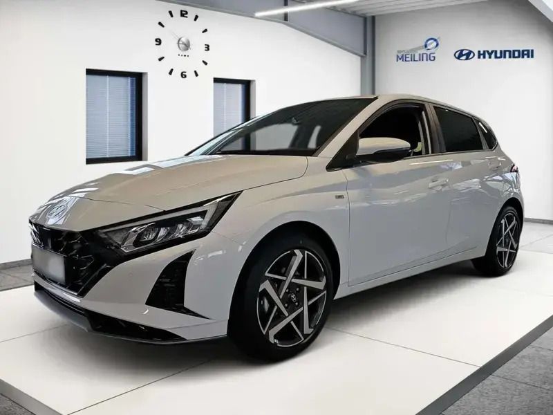 Atlas white Gebraucht 2024 Hyundai i20 Trend Kleinwagen | 18.450 € (Guter Preis) - Bild 1/1