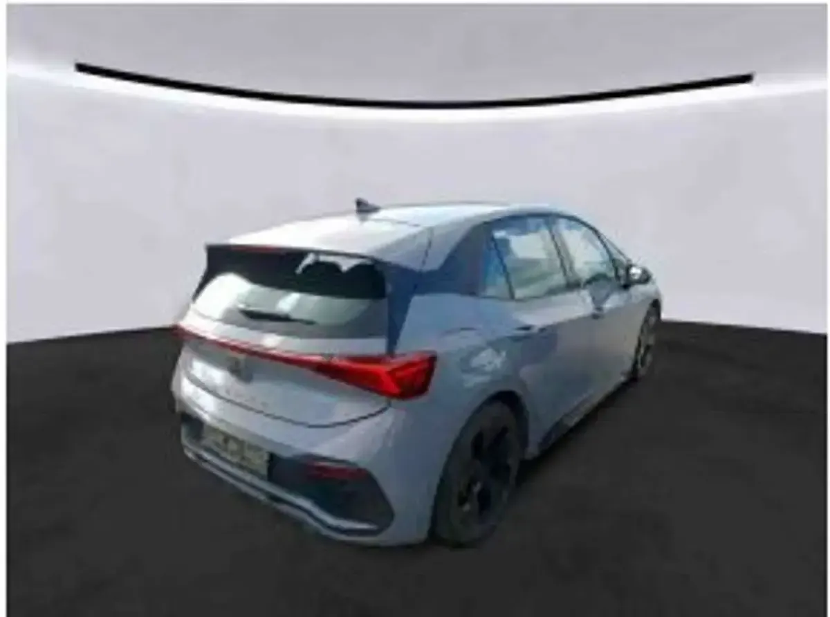 Second-hand Cupra Born 150 kW (204 CP) 2024 Gri Hatchback