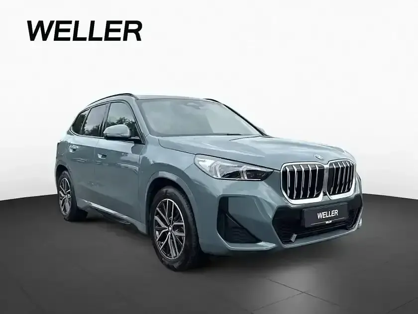 Gebraucht BMW X1 Performance 204 PS (150 kW) 2023 Cape york grün (grün) SUV