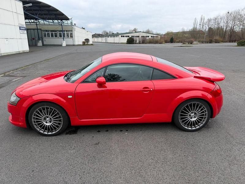 Gebraucht Audi Coupé Ambiente 250 PS (183 kW) 2005 Rot Coupé