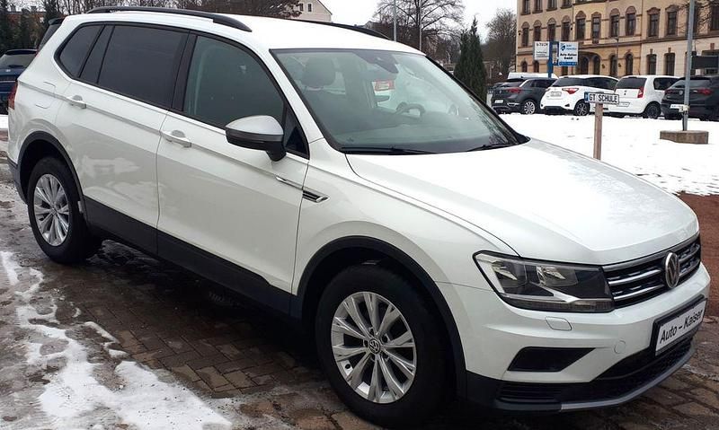 Gebraucht VW Tiguan Allspace Trendline 150 PS (110 kW) 2018 Weiß SUV