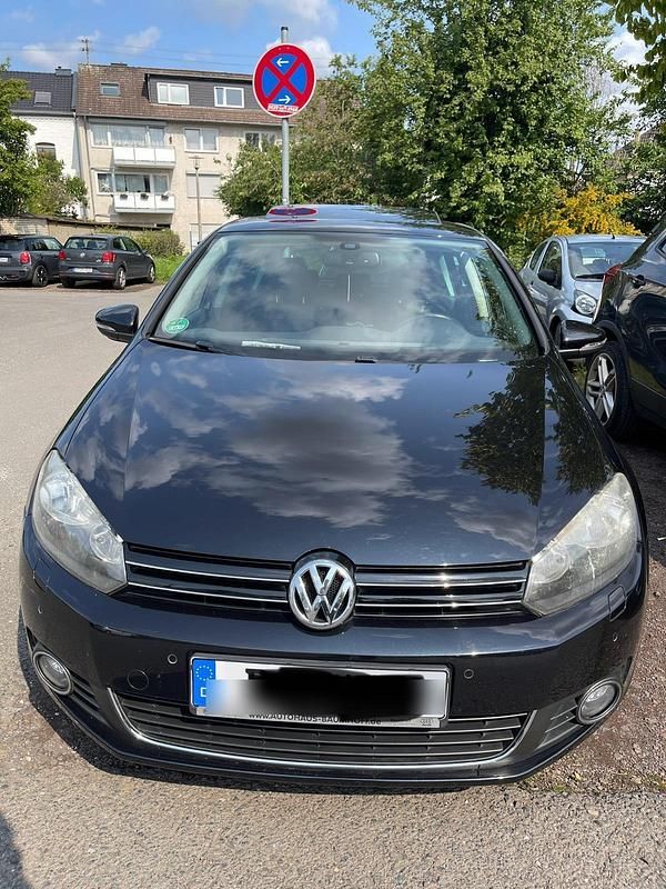 Schwarz Gebraucht 2011 VW Golf VI Style Kombi | 5.200 € (Fairer Preis) - Bild 1/4