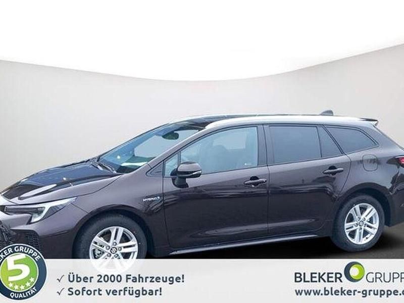 Phantom brown metall Gebraucht 2024 Suzuki Swace Comfort+ Kombi | 26.490 € - Bild 1/4