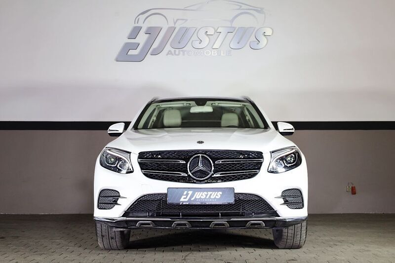 Gebraucht Mercedes GLC300 245 PS (180 kW) 2018 Polar white  standard finish SUV