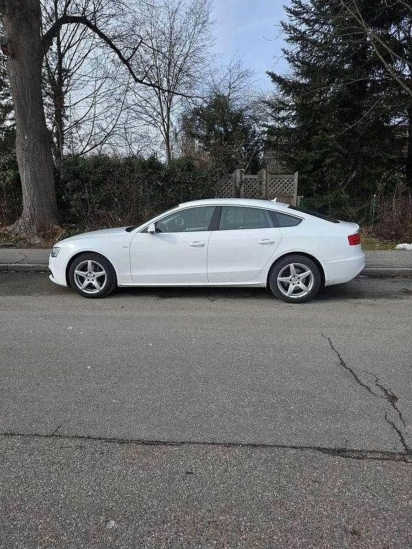 Gebraucht Audi A5 190 PS (139 kW) 2016 Weiß Coupé