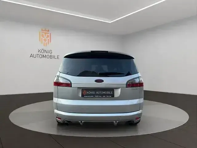 Gebraucht Ford S-MAX Titanium 175 PS (128 kW) 2009 Silber Van / Kleinbus