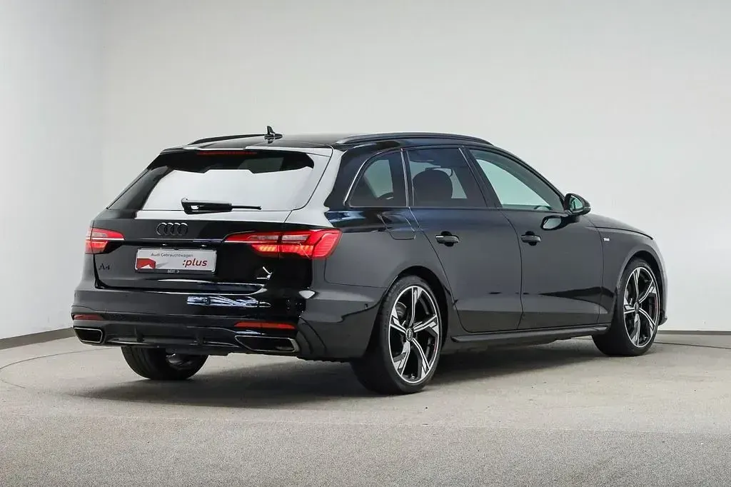 Gebraucht Audi A4 Competition 204 PS (150 kW) 2023 Mythosschwarz metallic Kombi