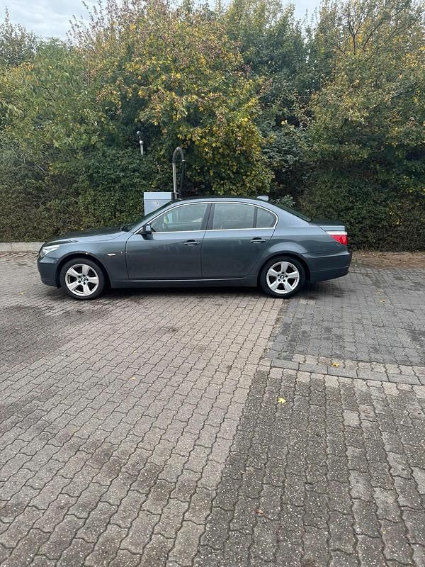 Gebraucht BMW 520 177 PS (130 kW) 2009 Limousine