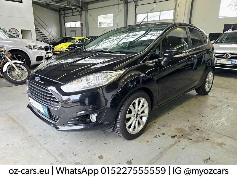 Gebraucht Ford Fiesta Individual 125 PS (91 kW) 2014 Schwarz Kleinwagen