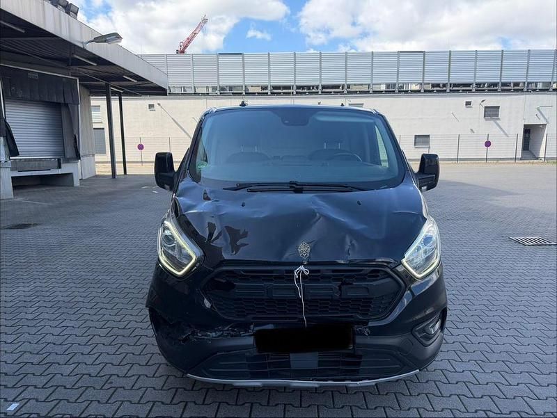 Gebraucht Ford Transit Custom 170 PS (125 kW) 2022 Schwarz Van / Kleinbus