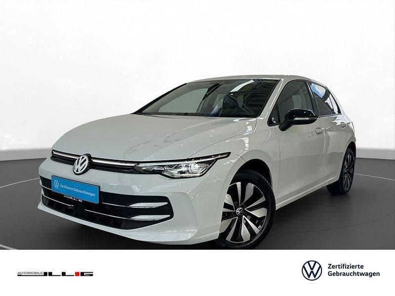 Pure white (weiß) Gebraucht 2025 VW Golf VIII Goal Limousine | 25.490 € (Superpreis) - Bild 1/4