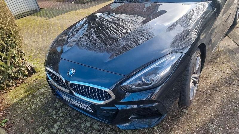 Gebraucht BMW Z4 Sport Line 197 PS (144 kW) 2021 Schwarz Cabrio