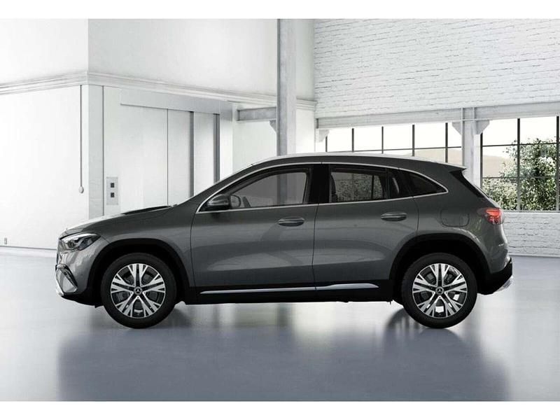 Gebraucht Mercedes GLA250 Progressive 224 PS (164 kW) 2024 Mountain grey metallic SUV
