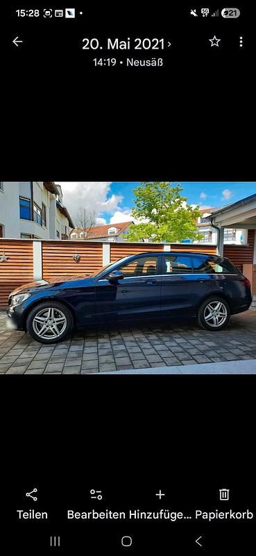 Gebraucht Mercedes C250 204 PS (150 kW) 2015 Blau Kombi