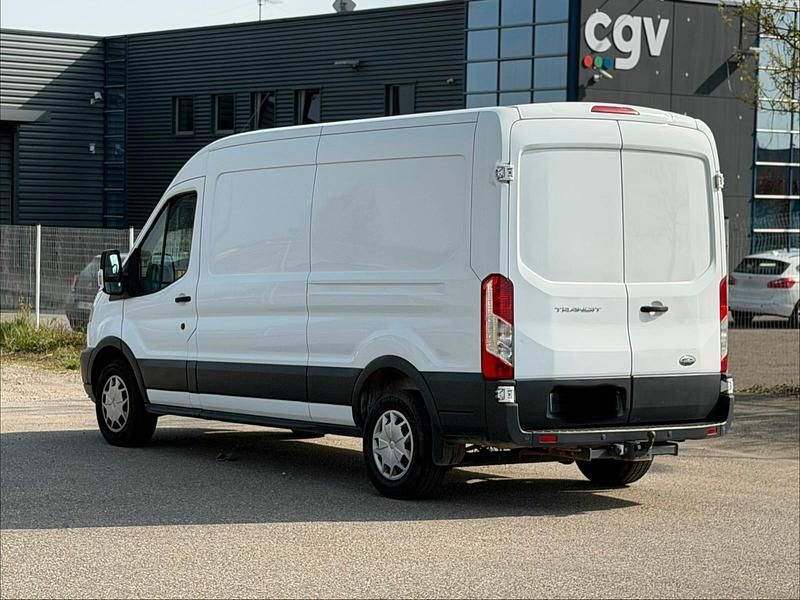 Gebraucht Ford Transit 130 PS (95 kW) 2018 Weiß Van / Kleinbus