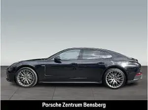 Gebraucht Porsche Panamera 470 PS (345 kW) 2025 Schwarz (tiefschwarz) Kleinwagen