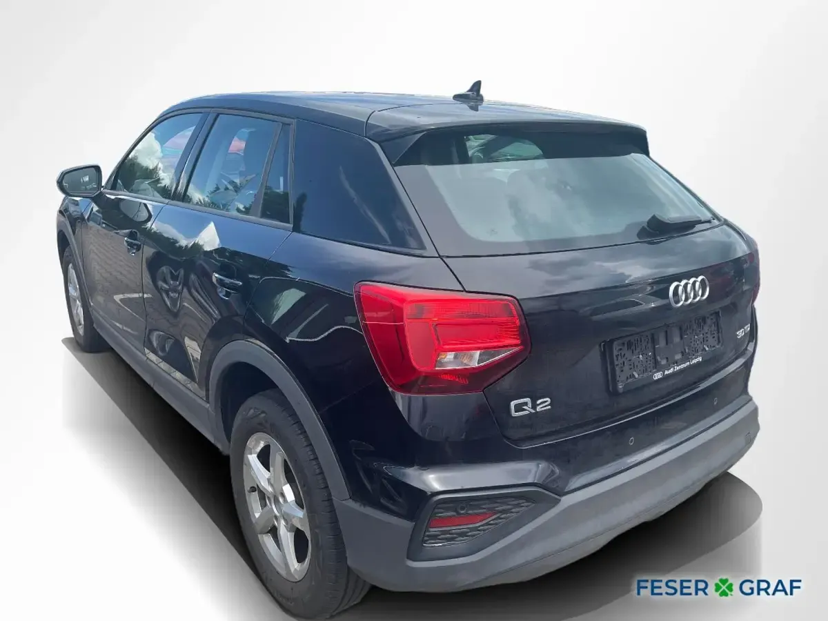 Gebraucht Audi Q2 Comfort 116 PS (85 kW) 2022 Brillantschwarz SUV
