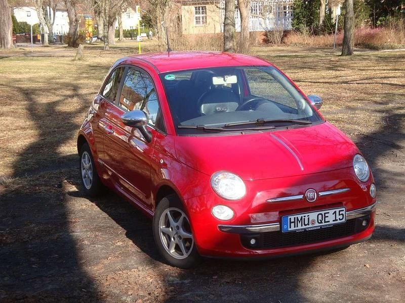 Gebraucht Fiat 500 69 PS (50 kW) 2014 Rot Limousine