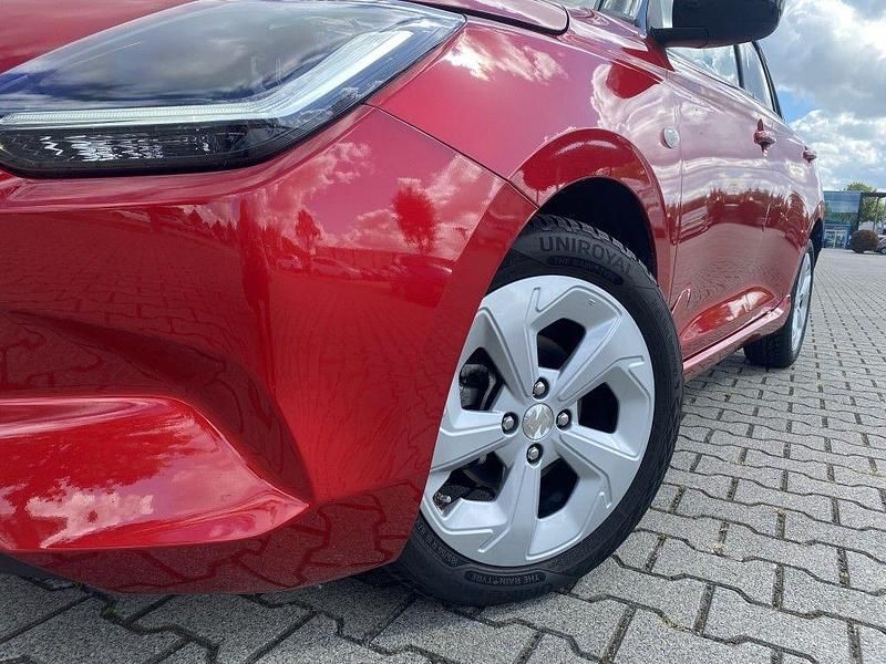 Gebraucht Suzuki Swift Comfort 83 PS (61 kW) 2025 Rot Kleinwagen