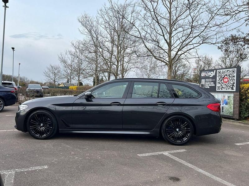 Gebraucht BMW 530 M Sport 252 PS (185 kW) 2019 Grau Limousine
