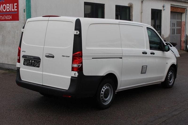 Gebraucht Mercedes Vito 163 PS (119 kW) 2020 Weiß Van