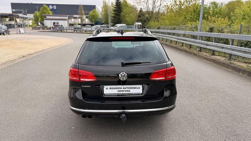 Usata VW Passat 140 CV (102 kW) 2012 Nero Berlina