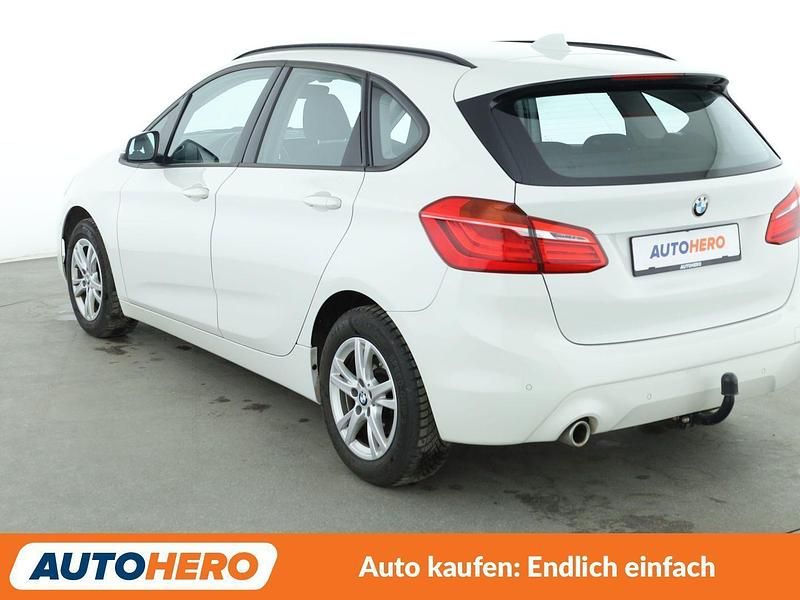 Gebraucht BMW 218 Active Tourer Advantage 140 PS (102 kW) 2018 Weiß Van / Kleinbus