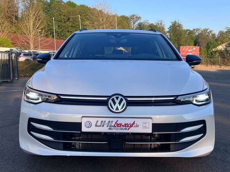 Andere farbe Gebraucht 2024 VW Golf VIII Goal Kombi | 33.779 € (Superpreis) - Bild 1/4